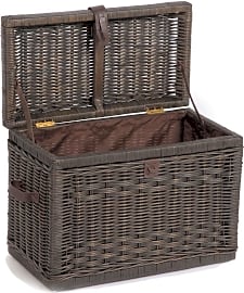 The Basket Lady Wicker