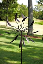 Evergreen Garden Twirler