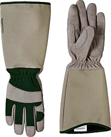 AmazonBasics Gardening Protection