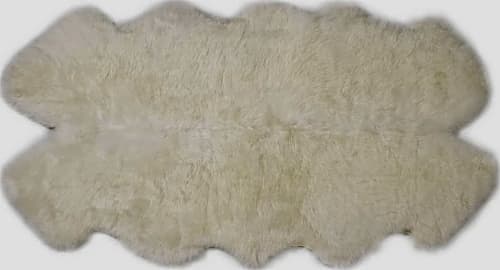 Super Area Four Pelt