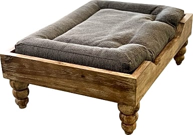 828 Pet Supplies Raised