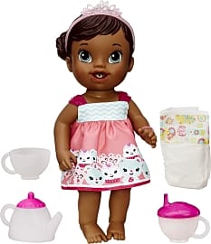 Lil' Sips Has a Tea Party